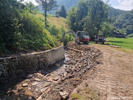 Sanacijska obnova vodotokov in hudournikov po poplavah (21)